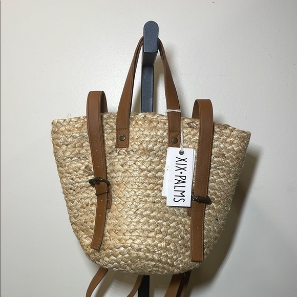 XIX-Palms Handbags - XIX-Palms Insulated Straw Backpack with Tan Straps